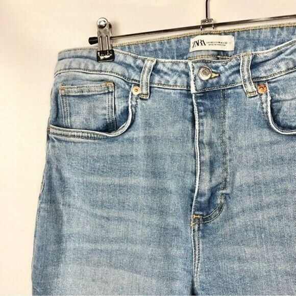Zara Light Wash High Rise Straight Leg Raw Hem Jeans 10 - Picture 4 of 5